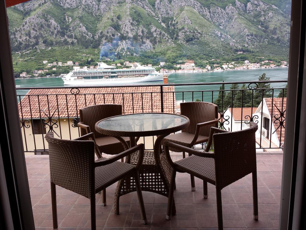 Apartments Lazarevic Cattaro Camera foto